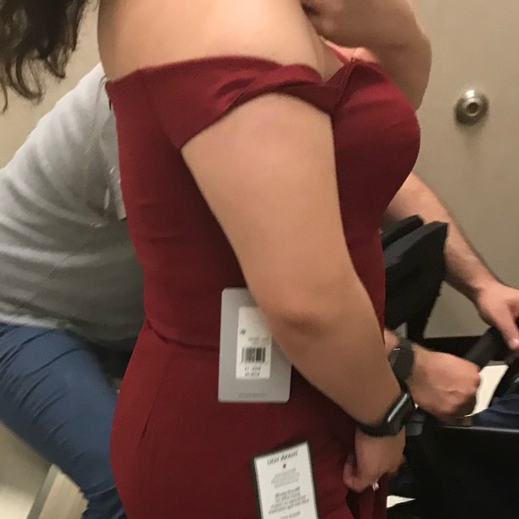 Women’s JS Collections Red Off The Shoulder Long Dress Prom Graduation Wedding - Picture 15 of 15